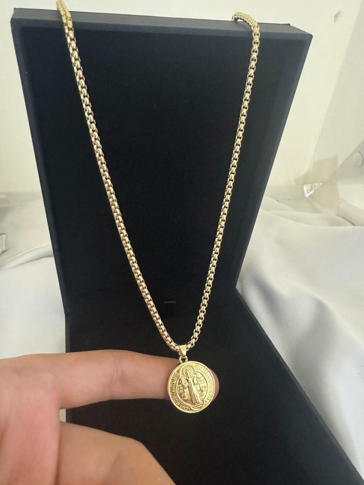 Cadena Veneciana + Dije San Benito