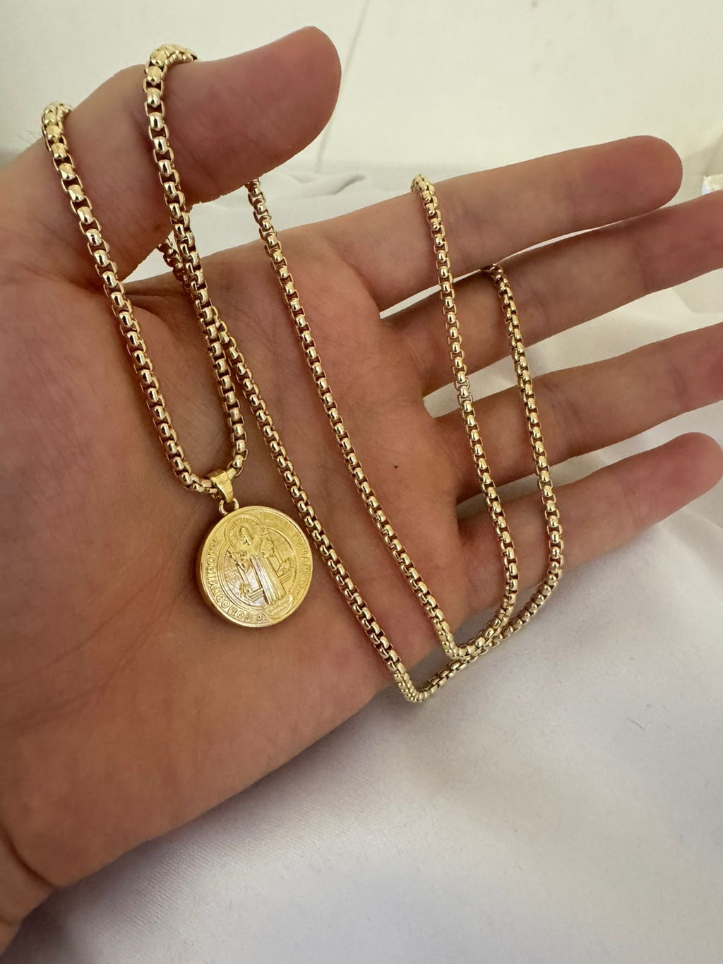 Cadena Veneciana + Dije San Benito
